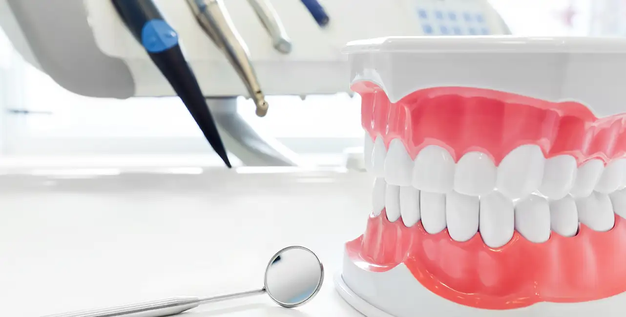 ПРОТЕЗИРОВАНИЕ ЗУБОВ